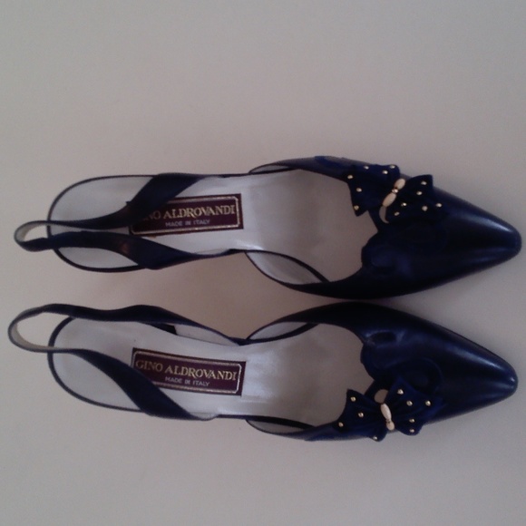 Women's heeld shors - Picture 2 of 6